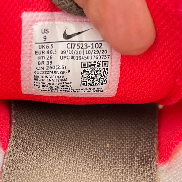 Women's Nike NSW React Vision Summit White Siren Red Ironstone Size 9 - Picture 6 of 6